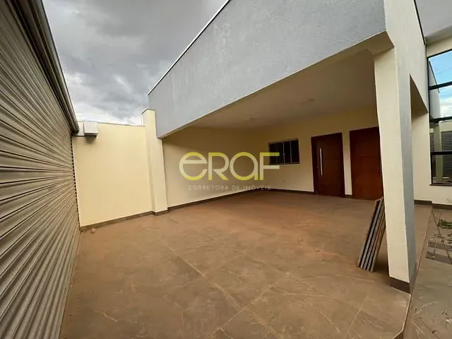 Casa com 231m² 3 quartos e 3 banheiros, à venda, no bairro Parque da Colina I em Formosa