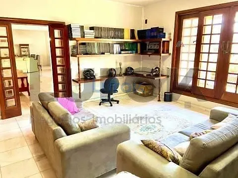 Casa, 4 quartos, 1449 m² - Foto 3