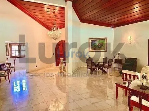 Casa, 4 quartos, 1449 m² - Foto 4