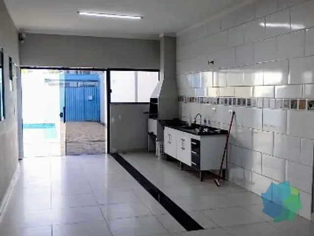 Casa com 161m² 2 quartos e 1 banheiro, à venda, no bairro Jardim Santa Marta II em Salto