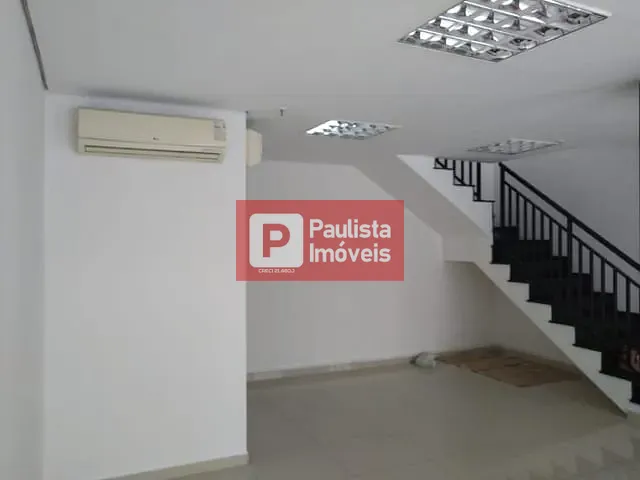 Casa com 140m² 3 quartos e 2 banheiros, à venda, no bairro CHACARA SANTO ANTONIO em São Paulo