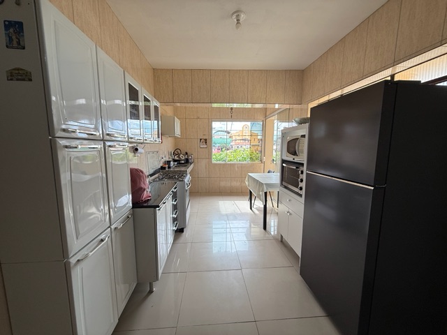Casa com 360m² 3 quartos e 2 banheiros, à venda, no bairro Jardim Alvorada em Belo Horizonte