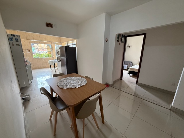 Casa com 360m² 3 quartos e 2 banheiros, à venda, no bairro Jardim Alvorada em Belo Horizonte