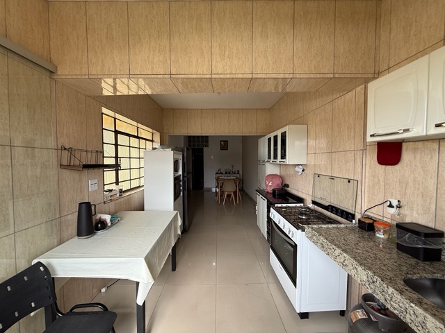 Casa com 360m² 3 quartos e 2 banheiros, à venda, no bairro Jardim Alvorada em Belo Horizonte