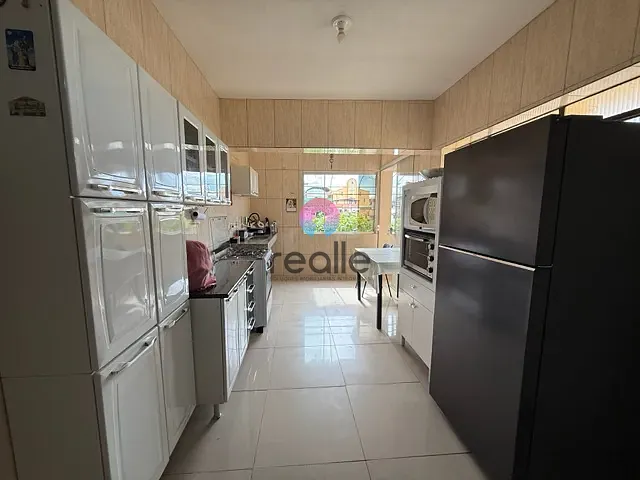 Casa com 360m² 3 quartos e 2 banheiros, à venda, no bairro Jardim Alvorada em Belo Horizonte
