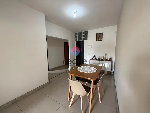 Casa com 360m² 3 quartos e 2 banheiros, à venda, no bairro Jardim Alvorada em Belo Horizonte