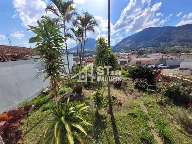 Casa com 580m² 3 quartos e 1 banheiro, à venda, no bairro Centro em Andradas