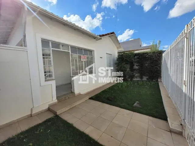 Casa com 580m² 3 quartos e 1 banheiro, à venda, no bairro Centro em Andradas