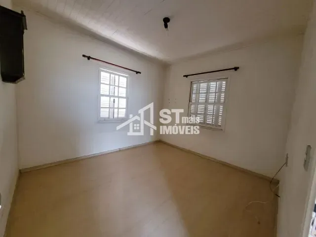 Casa com 580m² 3 quartos e 1 banheiro, à venda, no bairro Centro em Andradas