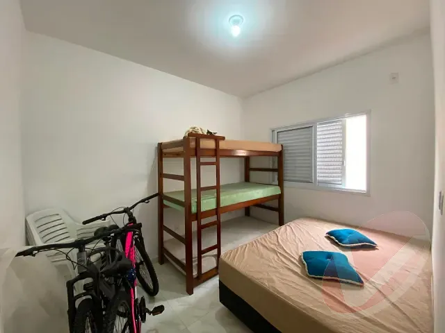 Casa 2 quartos e 1 banheiro, à venda, no bairro Real em Praia Grande