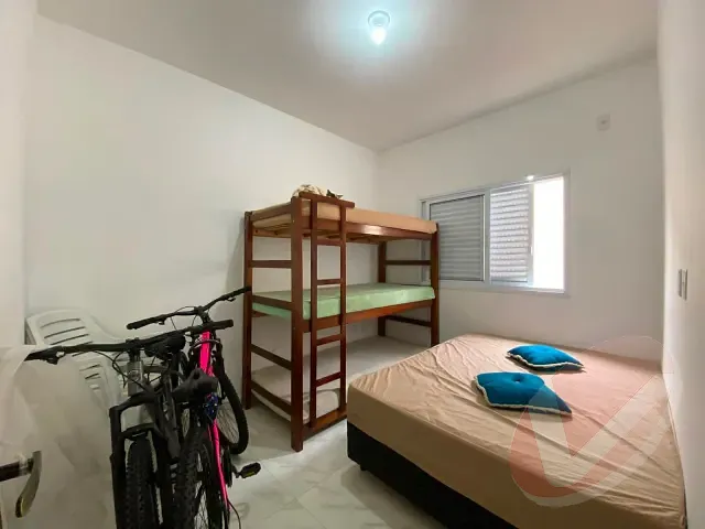 Casa 2 quartos e 1 banheiro, à venda, no bairro Real em Praia Grande