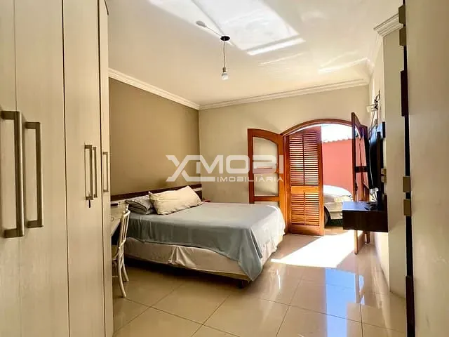 Casa com 1005m² 4 quartos e 7 banheiros, à venda, no bairro Esplanada do Carmo em Jarinu