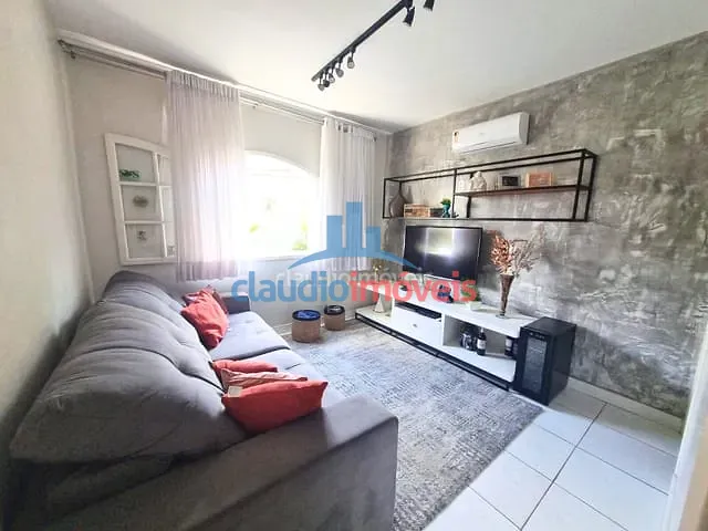 Casa com 228m² 4 quartos e 1 banheiro, à venda, no bairro Vila Nova em Barra Mansa