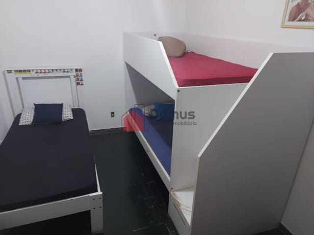 Casa com 250m², à venda, no bairro Vila Suiça em Pindamonhangaba
