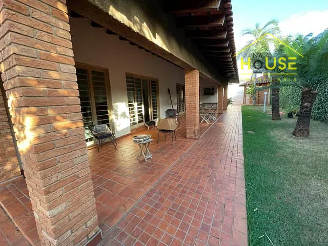 Casa com 800m² 3 quartos e 5 banheiros, à venda, no bairro Santa Eliza em Votuporanga