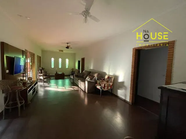 Casa com 800m² 3 quartos e 5 banheiros, à venda, no bairro Santa Eliza em Votuporanga
