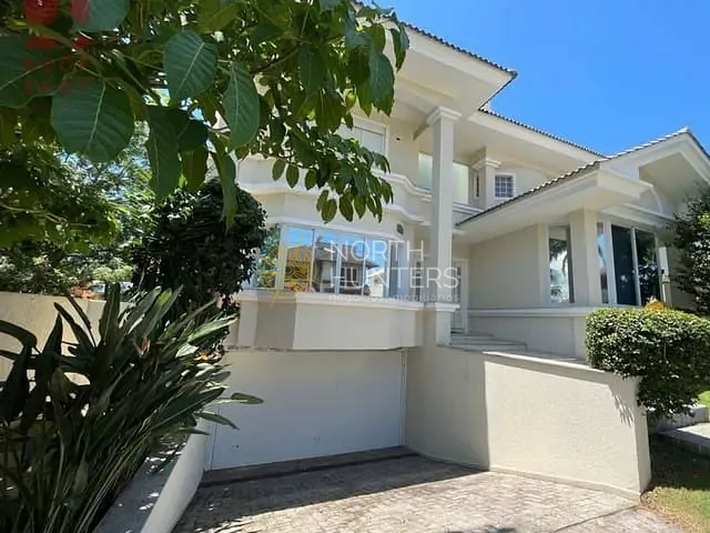 Casa com 450m² 4 quartos e 5 banheiros, à venda, no bairro Jurerê Internacional em Florianópolis