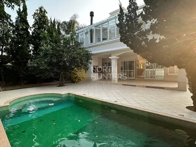 Casa com 450m² 4 quartos e 5 banheiros, à venda, no bairro Jurerê Internacional em Florianópolis