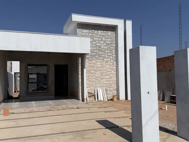 Casa com 300m² 3 quartos e 1 banheiro, à venda, no bairro Parque Amazonas em Sinop