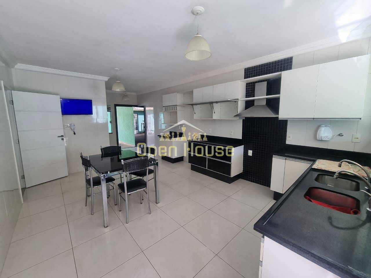 Casa, 2 quartos, 242 m² - Foto 28