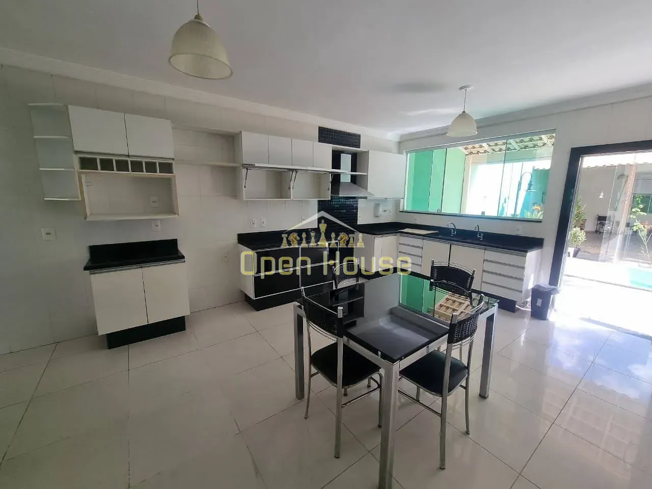 Casa, 2 quartos, 242 m² - Foto 26