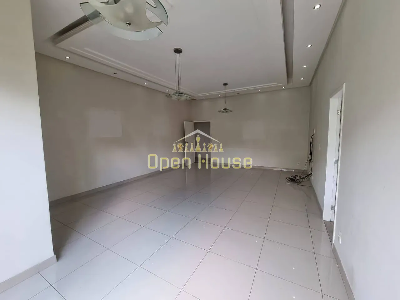 Casa, 2 quartos, 242 m² - Foto 3
