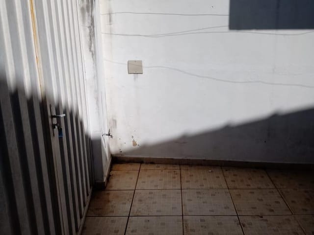 Casa 2 quartos e 1 banheiro, para alugar, no bairro Ponte Nova em Extrema