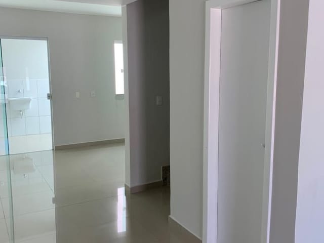 Casa com 130m² 3 quartos e 2 banheiros, à venda, no bairro Granja dos Cavaleiros em Macaé