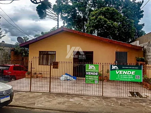 Casa com 555m² 3 quartos e 1 banheiro, à venda, no bairro Centro em Guarapuava