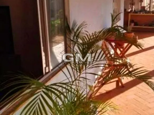 Casa com 1000m² 5 quartos e 6 banheiros, à venda, no bairro Vila Cristal em Brodowski