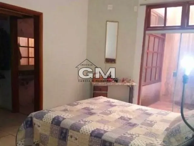 Casa com 1000m² 5 quartos e 6 banheiros, à venda, no bairro Vila Cristal em Brodowski