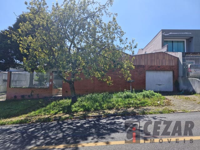 Casa com 181m² 3 quartos e 1 banheiro, à venda, no bairro Bairro Alto em Curitiba