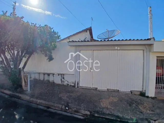Casa com 200m² 2 quartos e 1 banheiro, para alugar, no bairro Vila Borges em Santa Bárbara D'Oeste