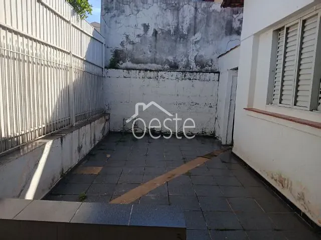 Casa com 200m² 2 quartos e 1 banheiro, para alugar, no bairro Vila Borges em Santa Bárbara D'Oeste