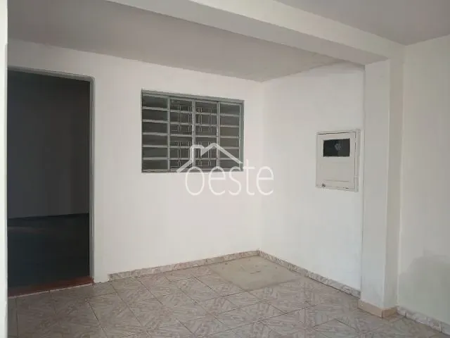 Casa com 200m² 2 quartos e 1 banheiro, para alugar, no bairro Vila Borges em Santa Bárbara D'Oeste