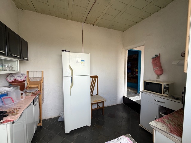 Casa 2 quartos e 1 banheiro, à venda, no bairro Jardim Alvorada em Belo Horizonte