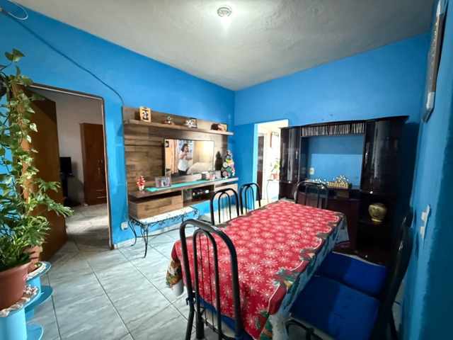 Casa 2 quartos e 1 banheiro, à venda, no bairro Jardim Alvorada em Belo Horizonte