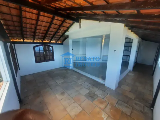 Casa 5 quartos e 3 banheiros, à venda, no bairro Ponta Negra (Ponta Negra) em Maricá