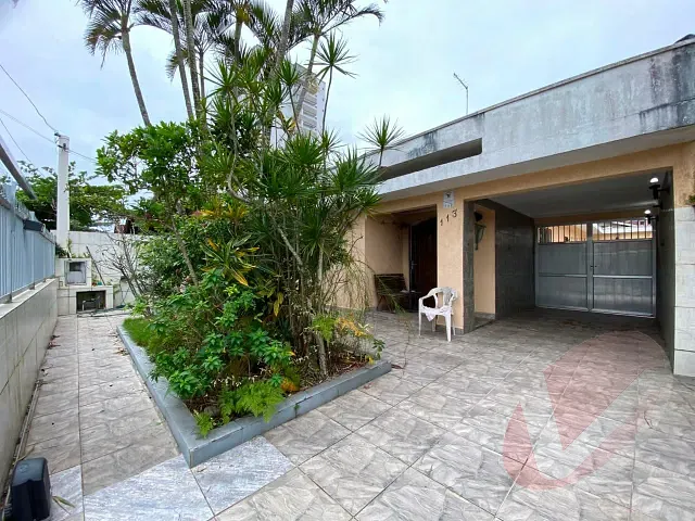 Casa com 275m² 3 quartos e 12 banheiros, à venda, no bairro Real em Praia Grande