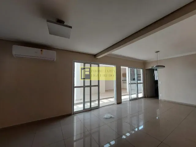 Casa com 285m² 4 quartos e 7 banheiros, à venda, no bairro Roseiral em São José do Rio Preto