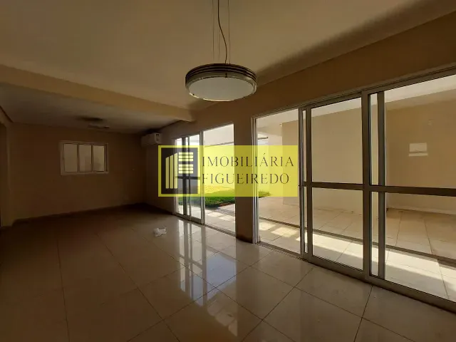 Casa com 285m² 5 quartos e 7 banheiros, à venda, no bairro Roseiral em São José do Rio Preto