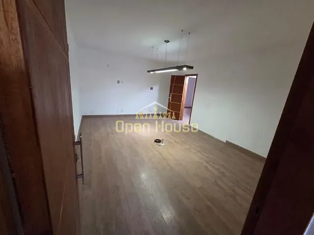 Casa para alugar, no bairro Vila Santa Cecília em Volta Redonda