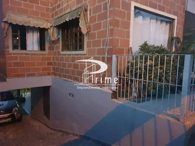 Casa com 400m² 5 quartos e 5 banheiros, à venda, no bairro Itaipu em Niterói