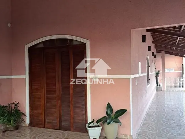 Casa com 180m² 5 quartos e 4 banheiros, à venda, no bairro Conj. Metalurgicos em Osasco