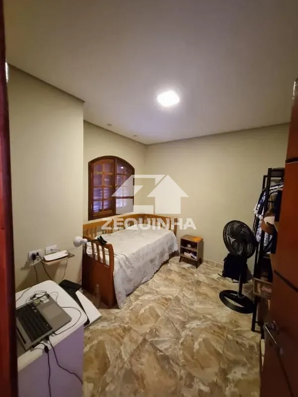 Casa, 5 quartos, 180 m² - Foto 13