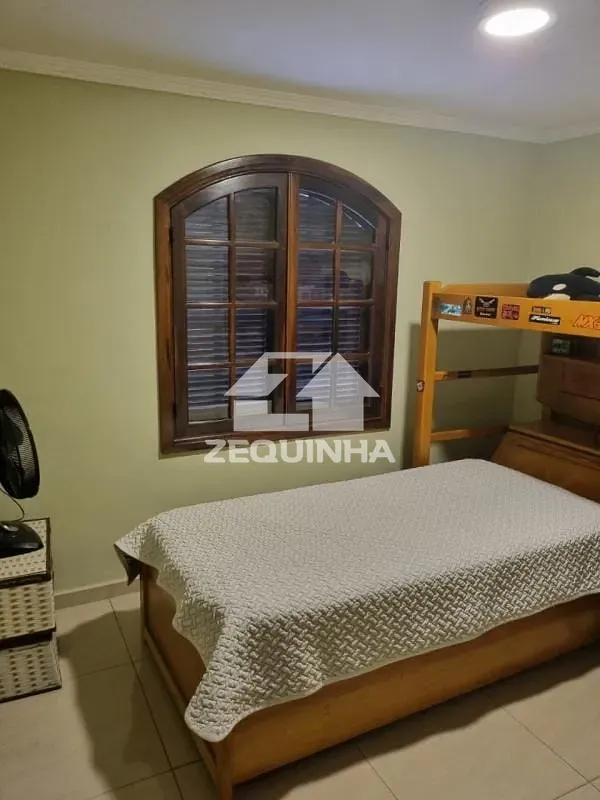 Casa, 5 quartos, 180 m² - Foto 17