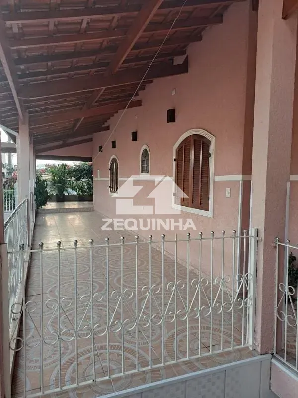 Casa, 5 quartos, 180 m² - Foto 5