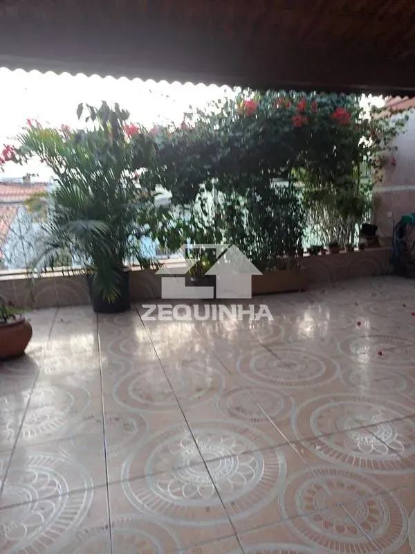 Casa, 5 quartos, 180 m² - Foto 3