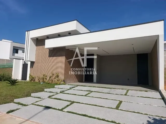 Casa com 300m² 3 quartos e 3 banheiros, à venda, no bairro Itapecerica em Taubaté
