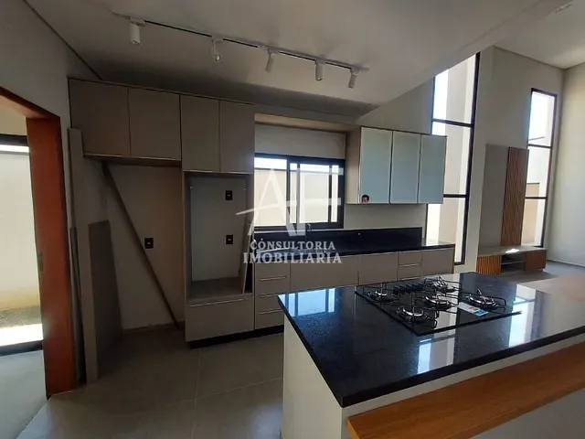 Casa com 300m² 3 quartos e 3 banheiros, à venda, no bairro Itapecerica em Taubaté